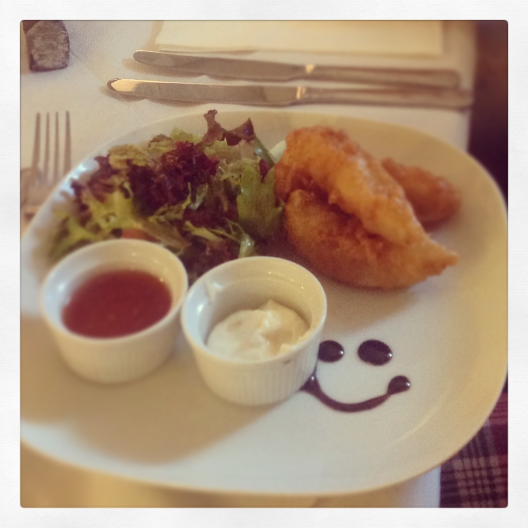 Smiley chicken goujons